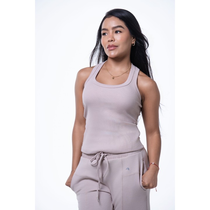 Elevate Essential Tank